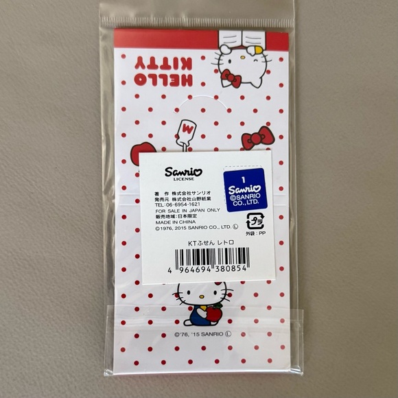 Hello Kitty Mini Backpack - Picture 6 of 7